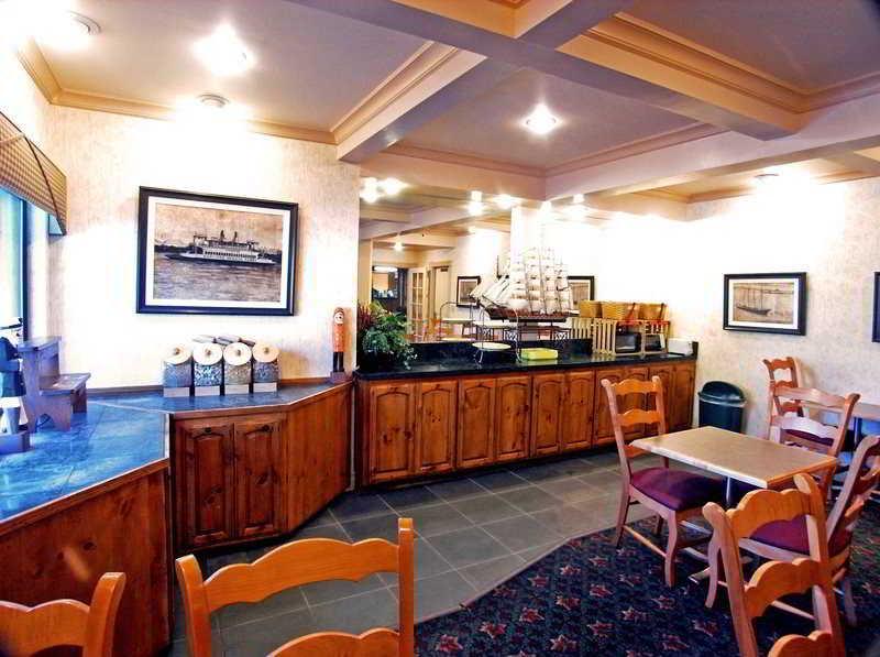 เบสต์ เวสเทิร์น พลัส จอห์น มัวร์ อินน์ มาร์ติเนซ ร้านอาหาร รูปภาพ